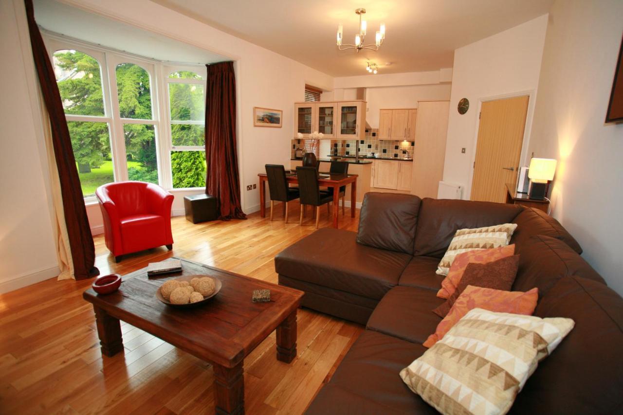 Chaucer Apartment Κέσγουικ Εξωτερικό φωτογραφία